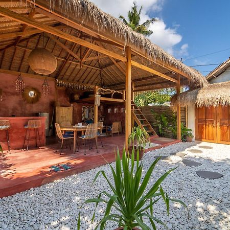 Villa Mandala Gili Air Exterior photo